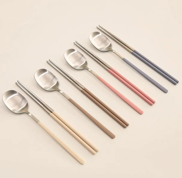 매일 쓰는 주방의 품격을 높여주는 무광 수저세트 직접 써본 후기